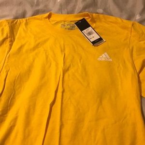 Adidas t shirt
